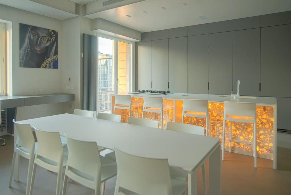Repubblica Lux * Mailand